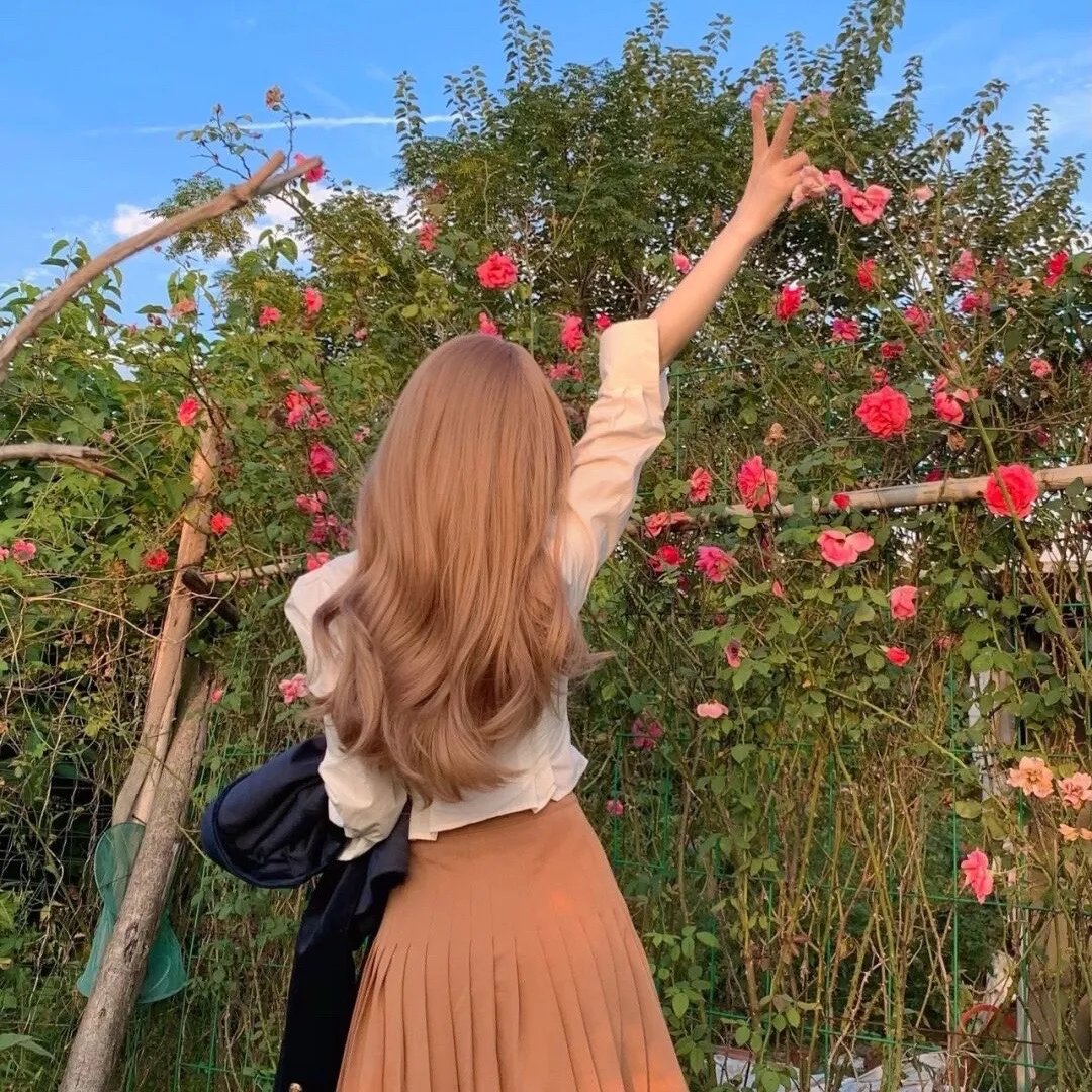 皇后竟是我自己